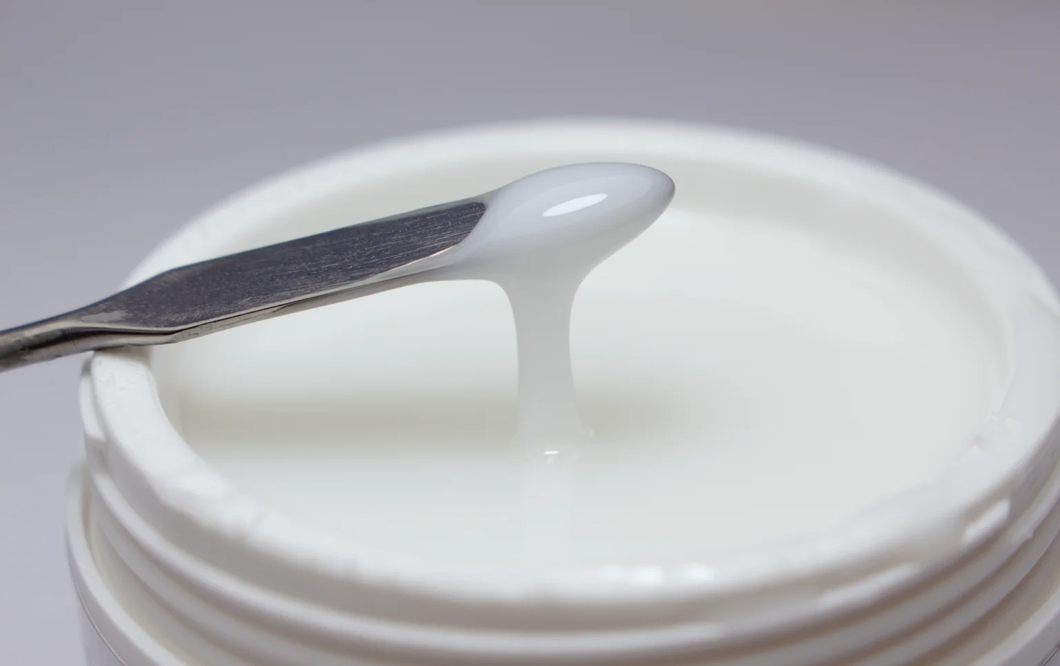 UV/LED MILKY WHITE THIXOTROPIC GEL 50 ML - Afbeelding 4